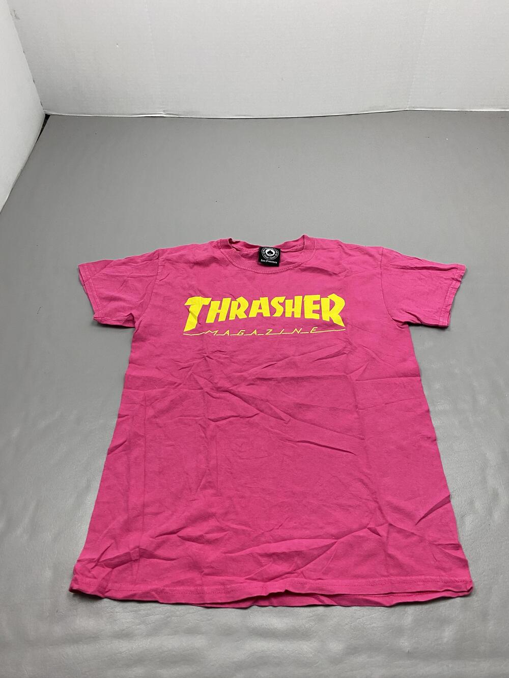 Thrasher Shirt Mens S Pink Yellow Logo Graphic Skate Magazine Crewneck